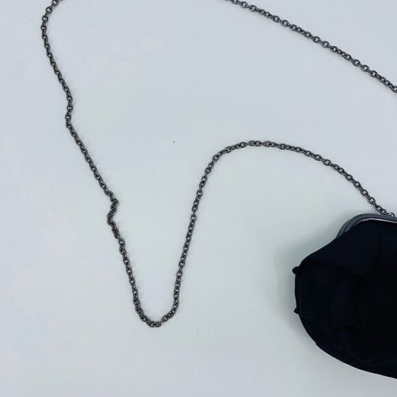 Hollywould for target ruffle clutch purse - Picture 4 of 6